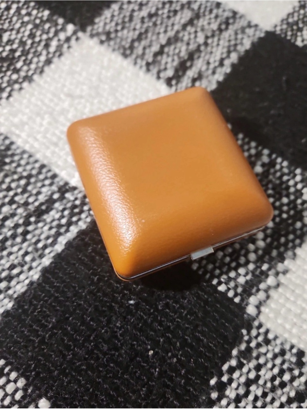 Vintage Brown Leatherette Clamshell Jewelry Presentation Case Cufflink Gift Box